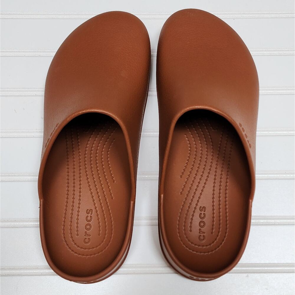 Crocs Dylan Clog Shoes Men's Size 11 Cognac - Picture 2 of 10